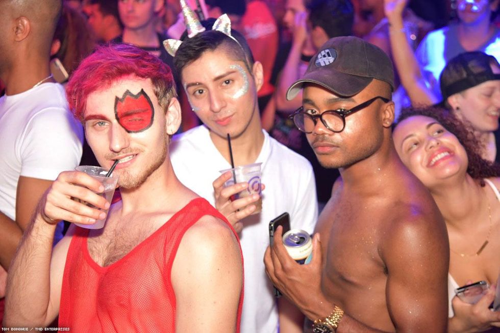 063-dc-pride-glitter-tmd-2018