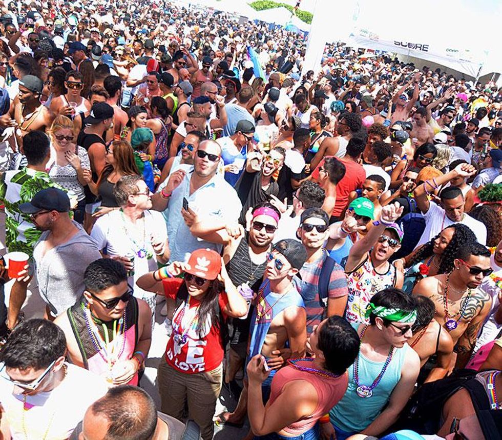 064-parade-and-festival-by-juan-saco-mironoff-miami-gay-blog