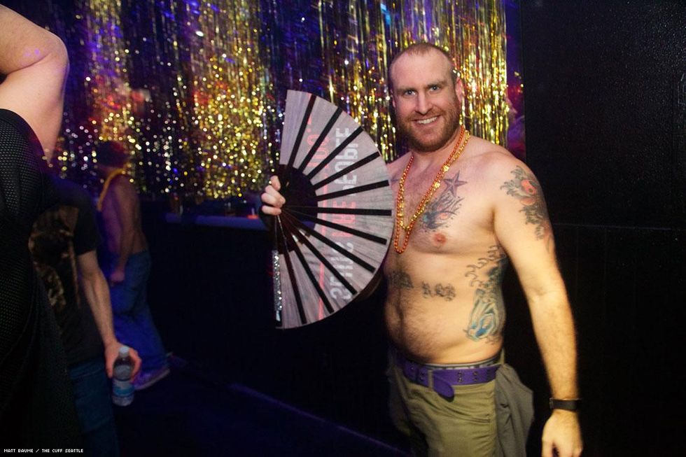 065-nye-cuff-matt-baume-2017