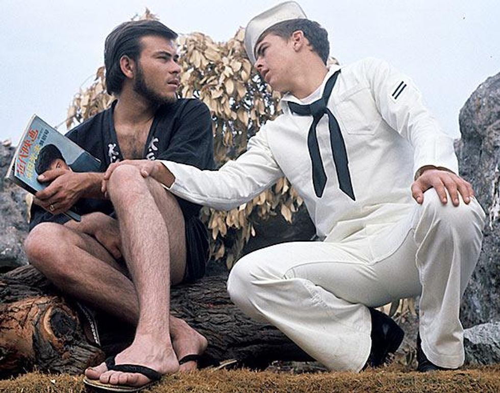 065080temp3_amg_professors-sailor_006