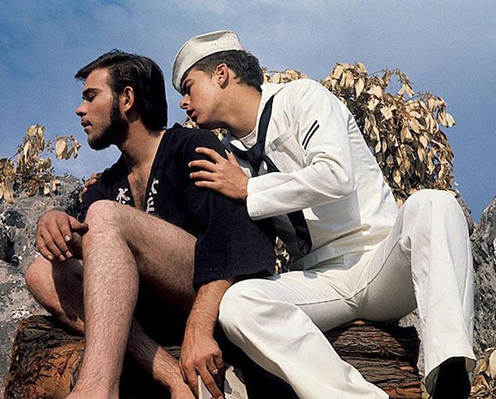 066081temp3_amg_professors-sailor_007