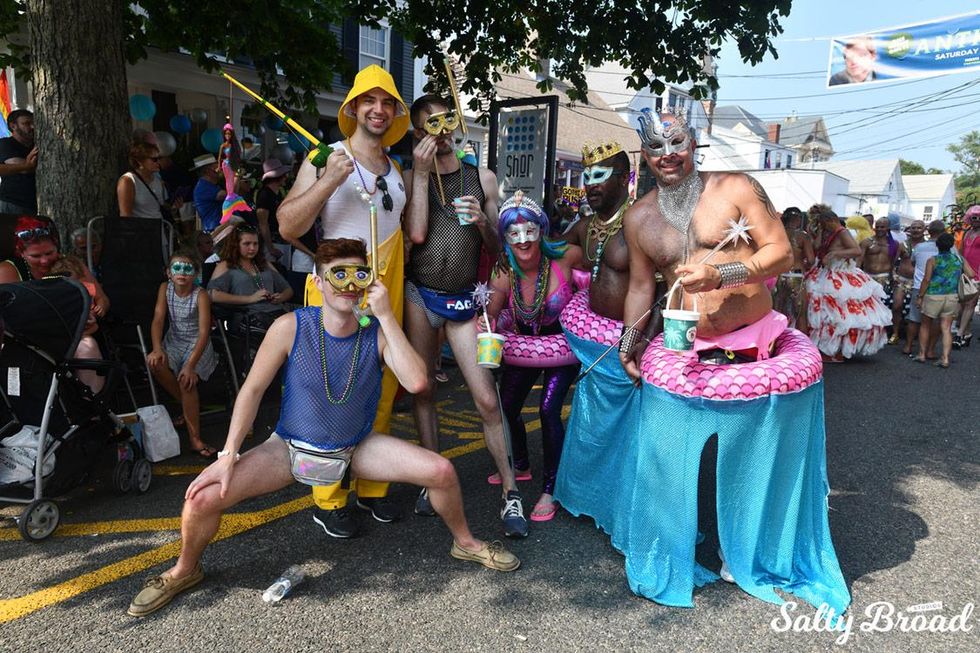 07-carnival_parade_saltybroadstudios-26