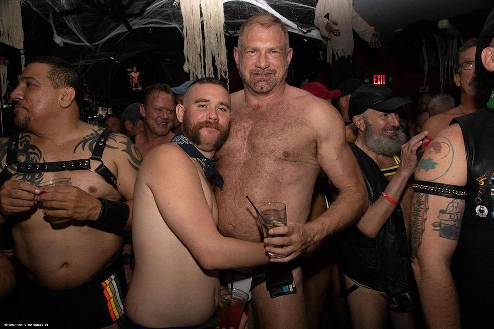 07-palm-springs-leather-pride-motorboot-2018