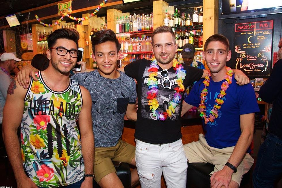 07-softball_fundraiser_luau-_matt_baume-2017_0