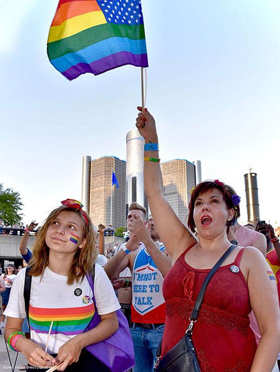 071-motor-city-pink-moon-photog