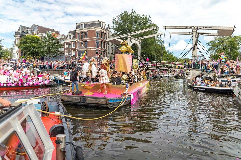 075-w-amsterdam-canal-pride-2017