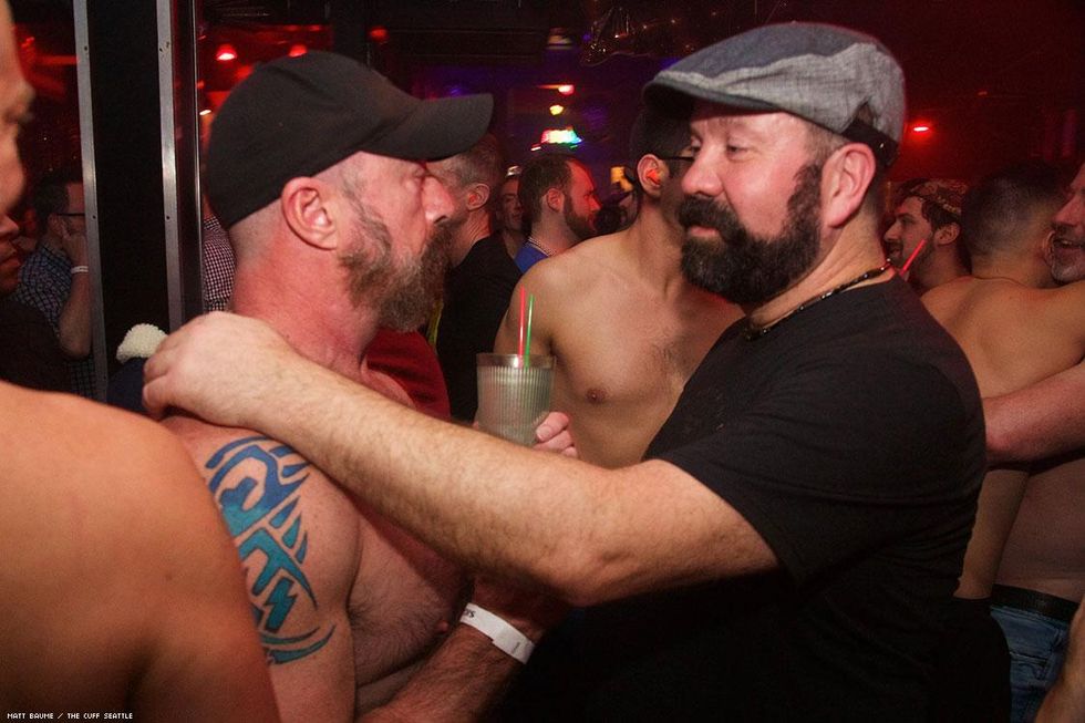 077-nye-cuff-matt-baume-2017