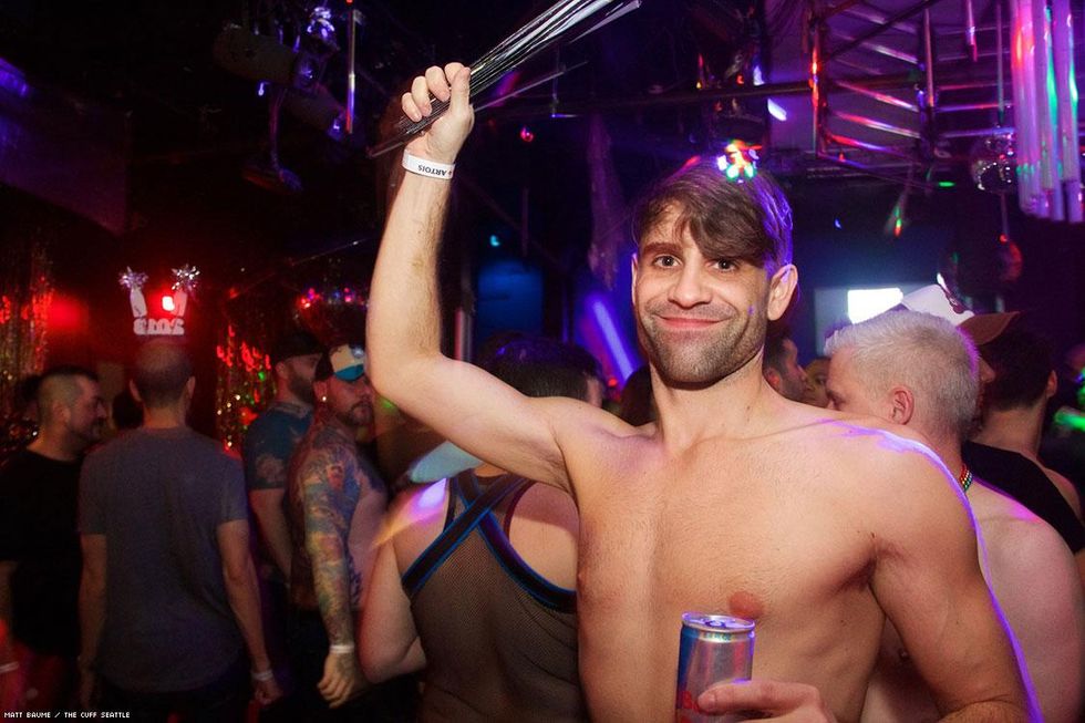 078-nye-cuff-matt-baume-2017