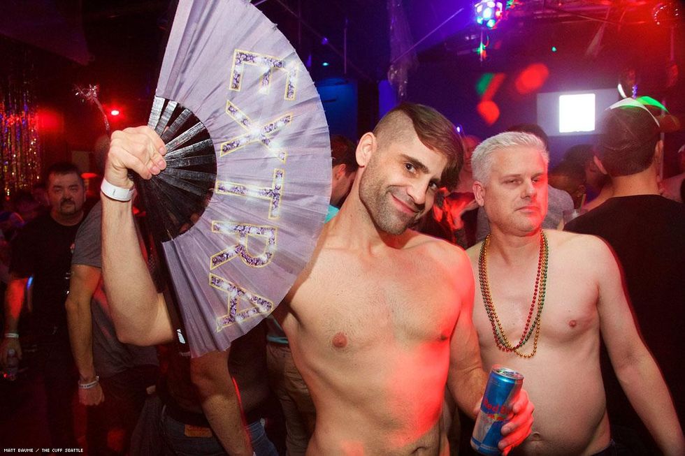 079-nye-cuff-matt-baume-2017