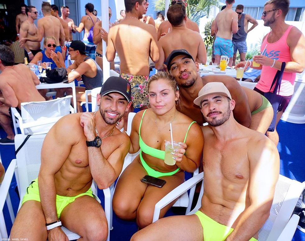 08-labor-day-pool-miguel-angel-reyes-2019