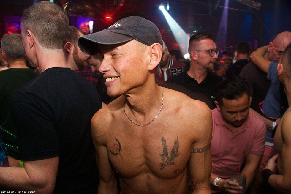 080-nye-cuff-matt-baume-2017