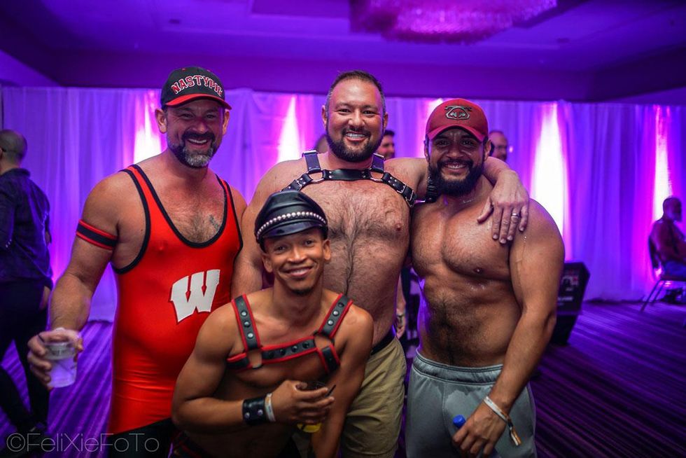 085-international-bear-convergence-feb-2018