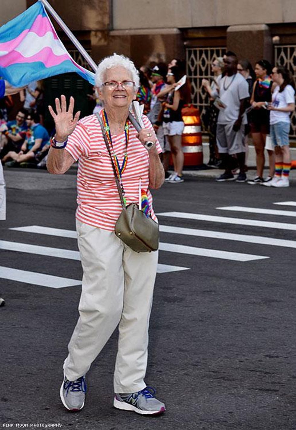 085-motor-city-pink-moon-photog