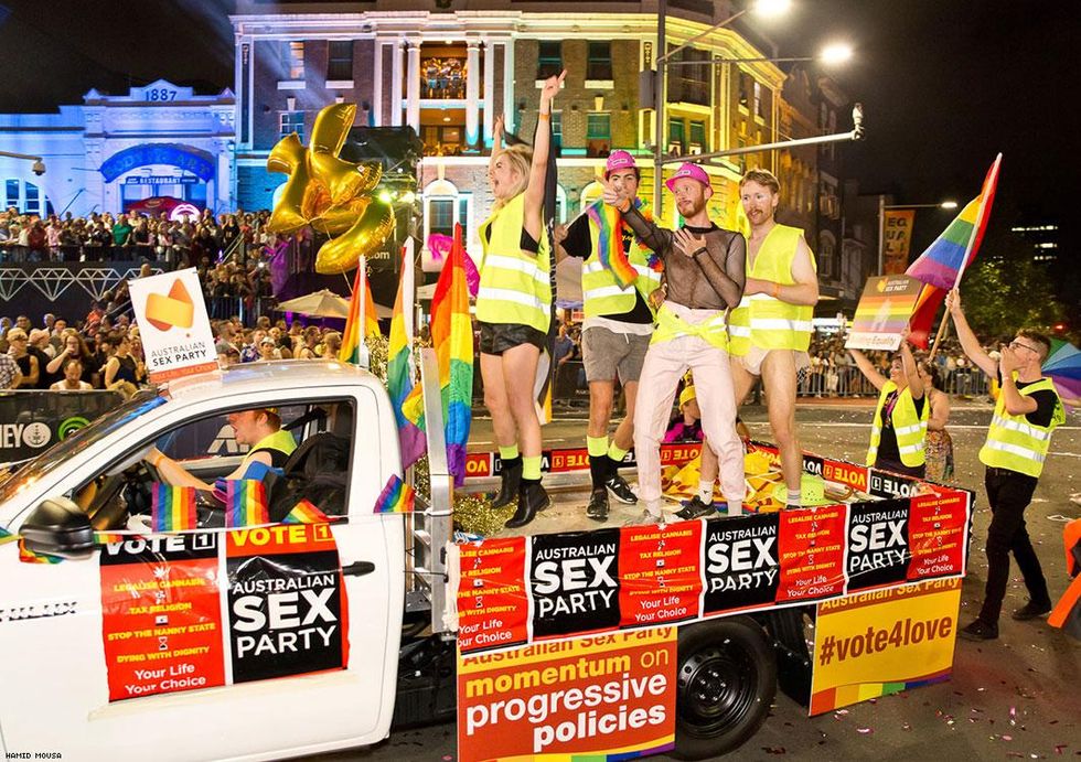 085-sydney-gay-lesbian-mardi-gras