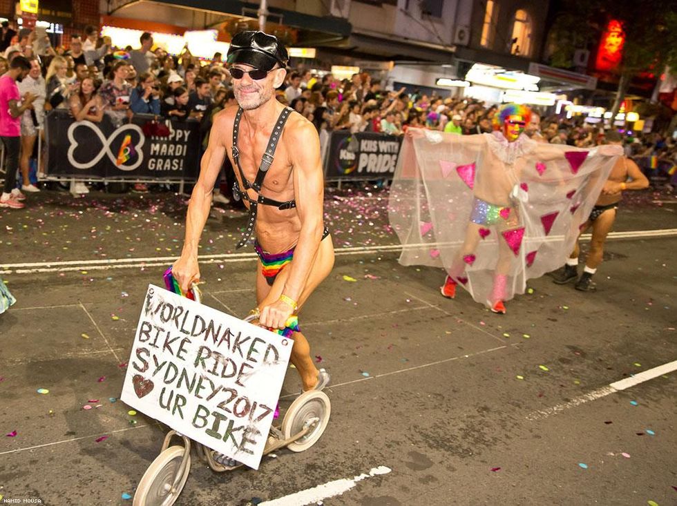 086-sydney-gay-lesbian-mardi-gras
