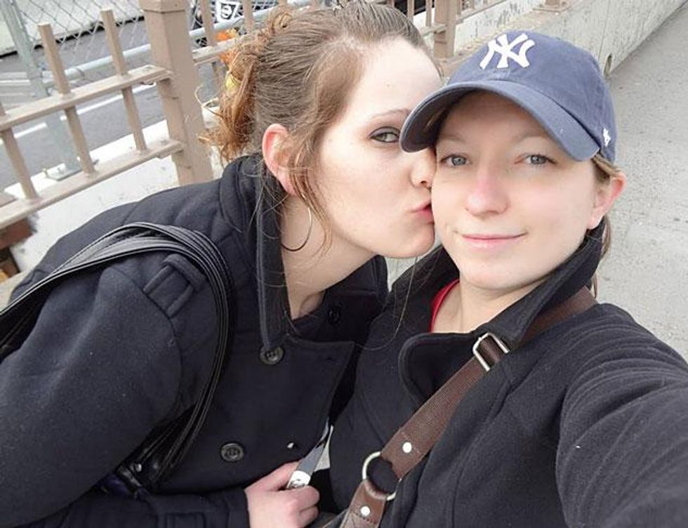 09_42_jennifer-stevensx633_0