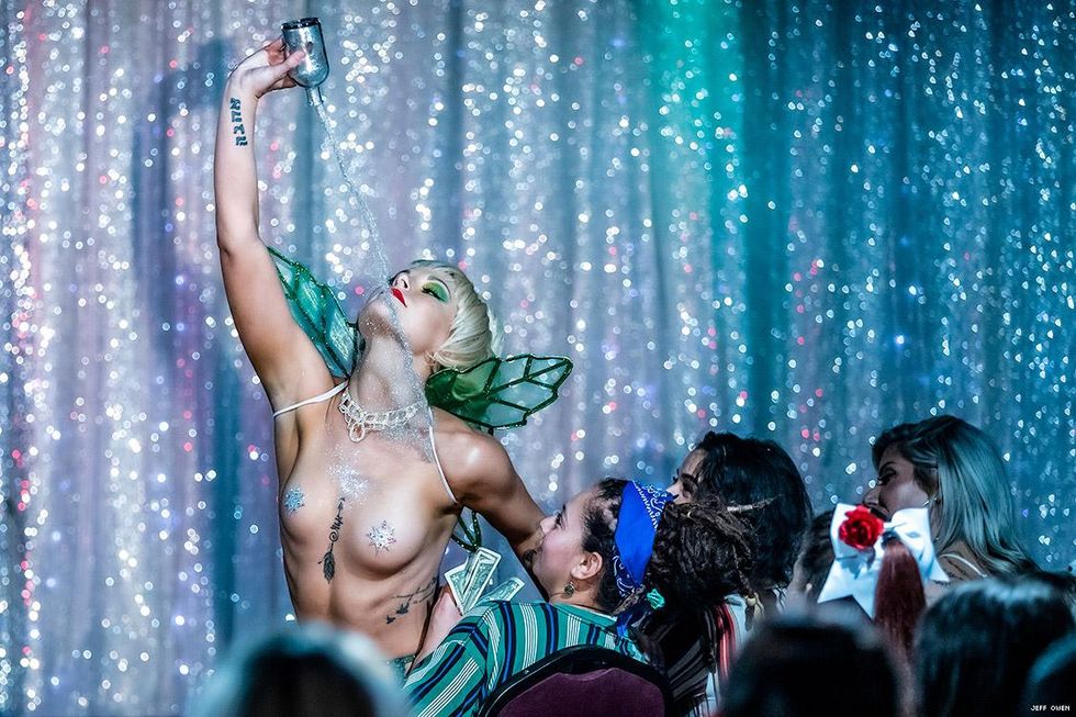 09-les-vixens-jeff-owen-2019