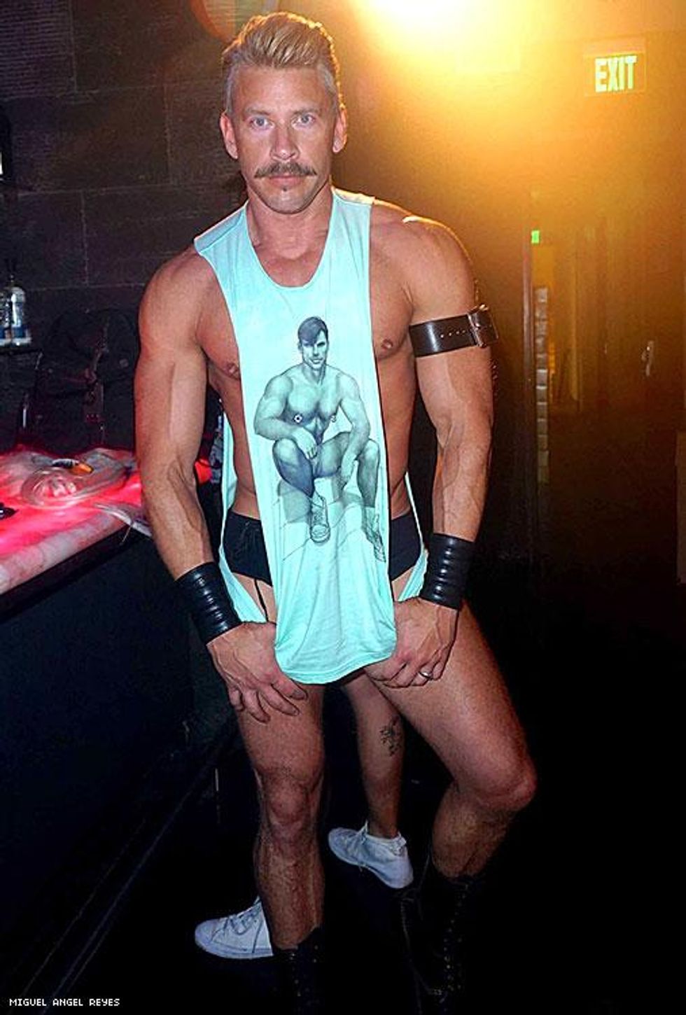 09-sold-out-clothing-miguel-angel-reyes