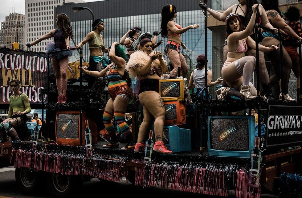 09-twin_-cities-pride-2017-kayla-koterwski