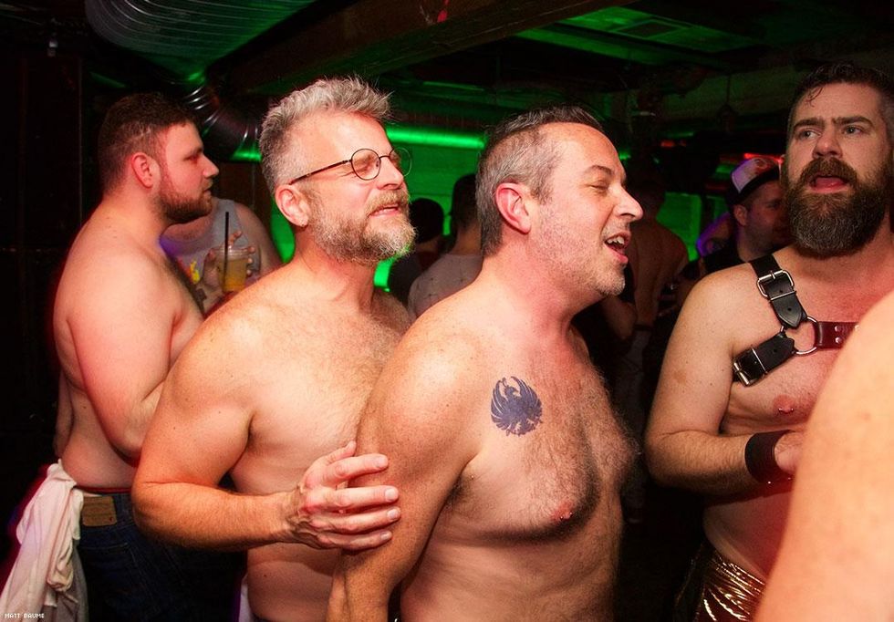 093-grizzly-matt-baume-2017