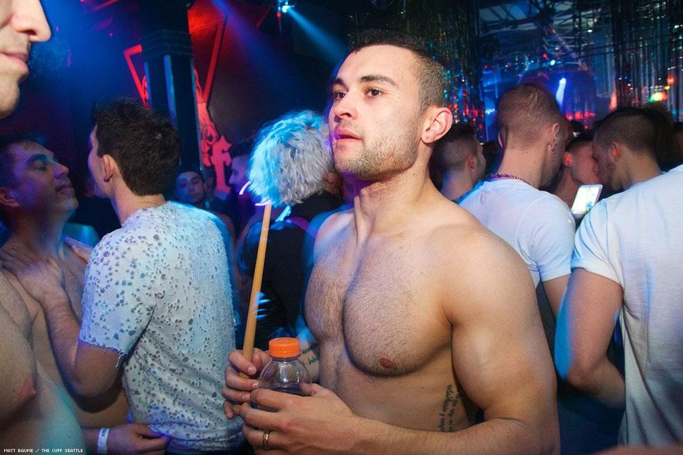 093-nye-cuff-matt-baume-2017