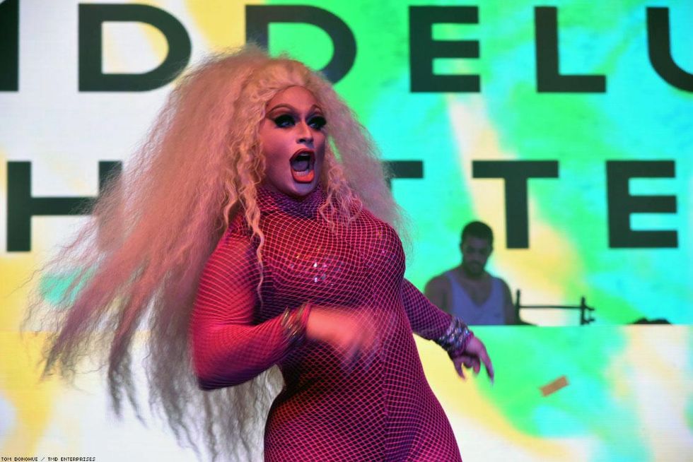 097-dc-pride-glitter-tmd-2018