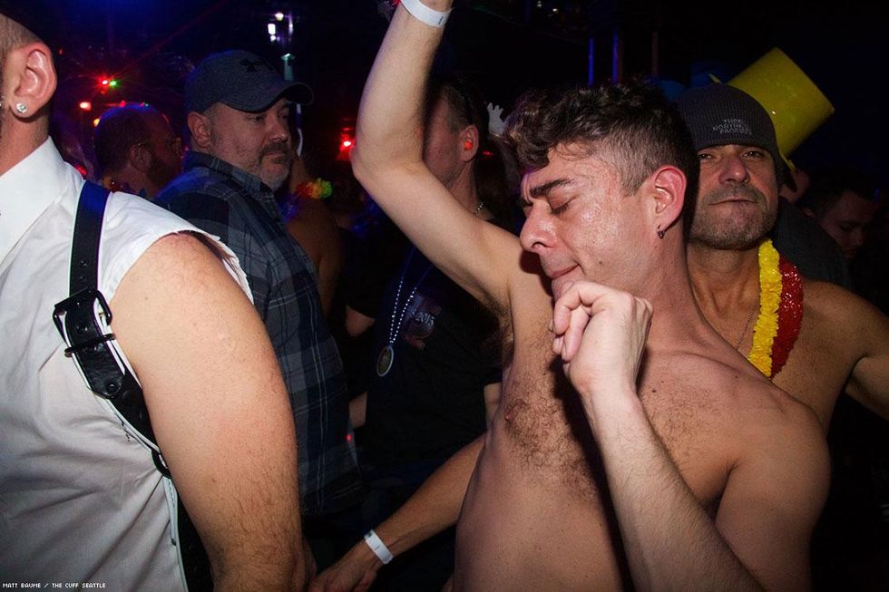 097-nye-cuff-matt-baume-2017