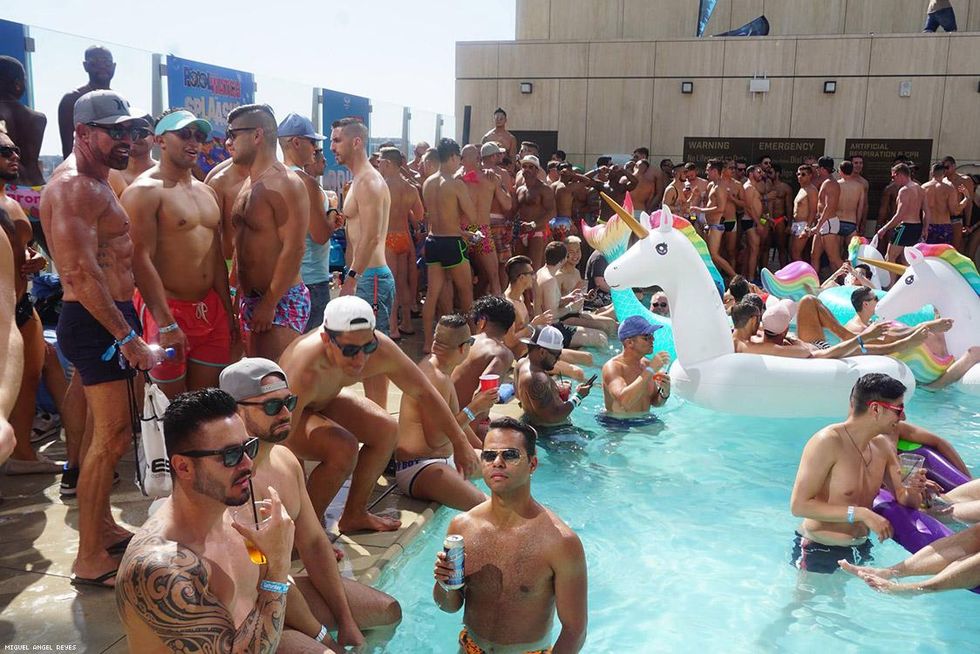 098-poolwatch-splash-reyes-2018