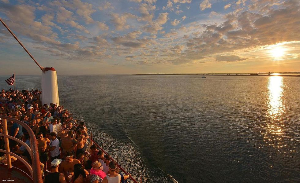 099-sunset-cruise-ptown-dan-mckeon-2017