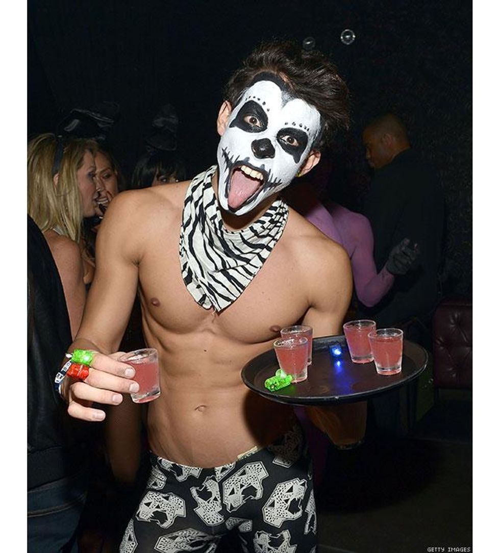 10_halloween-muscle_0