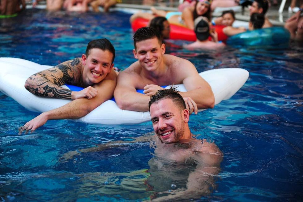 10-hnl_pride-pool_party-kelli_bullock-2017