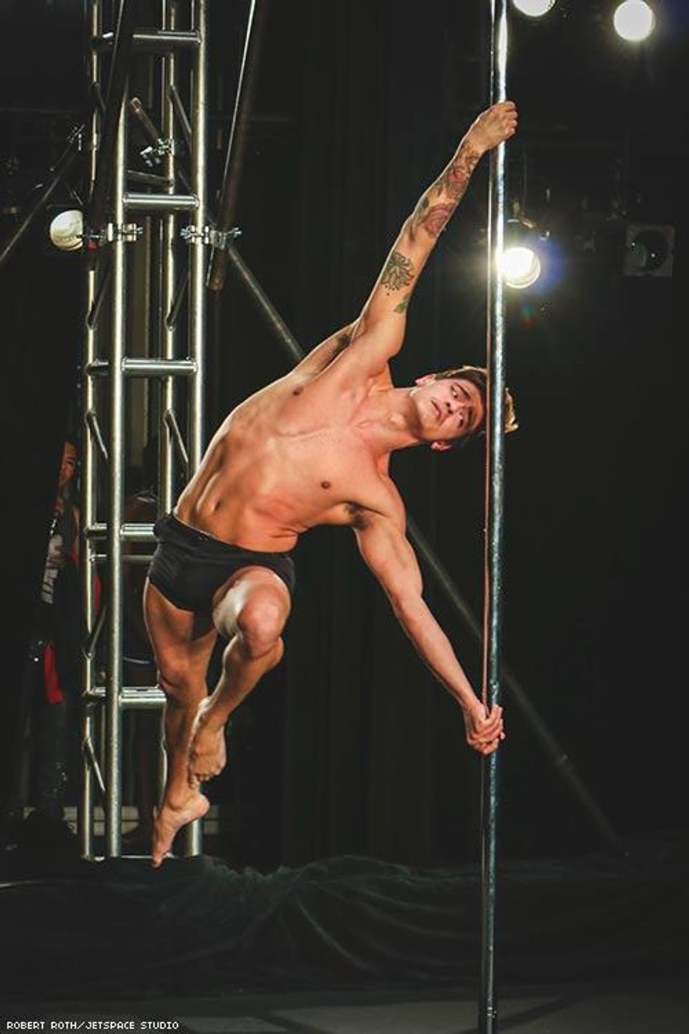 40 Photos Show the Drama of Competitive Men’s Pole Dancing