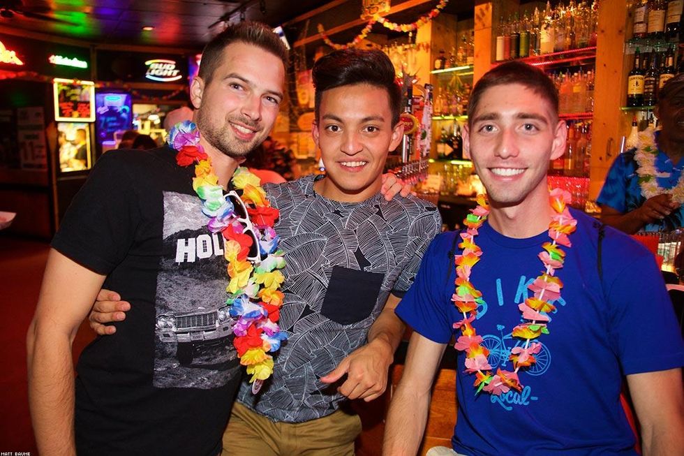 10-softball_fundraiser_luau-_matt_baume-2017_0