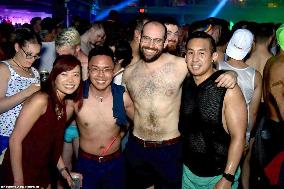 101-dc-pride-glitter-tmd-2018