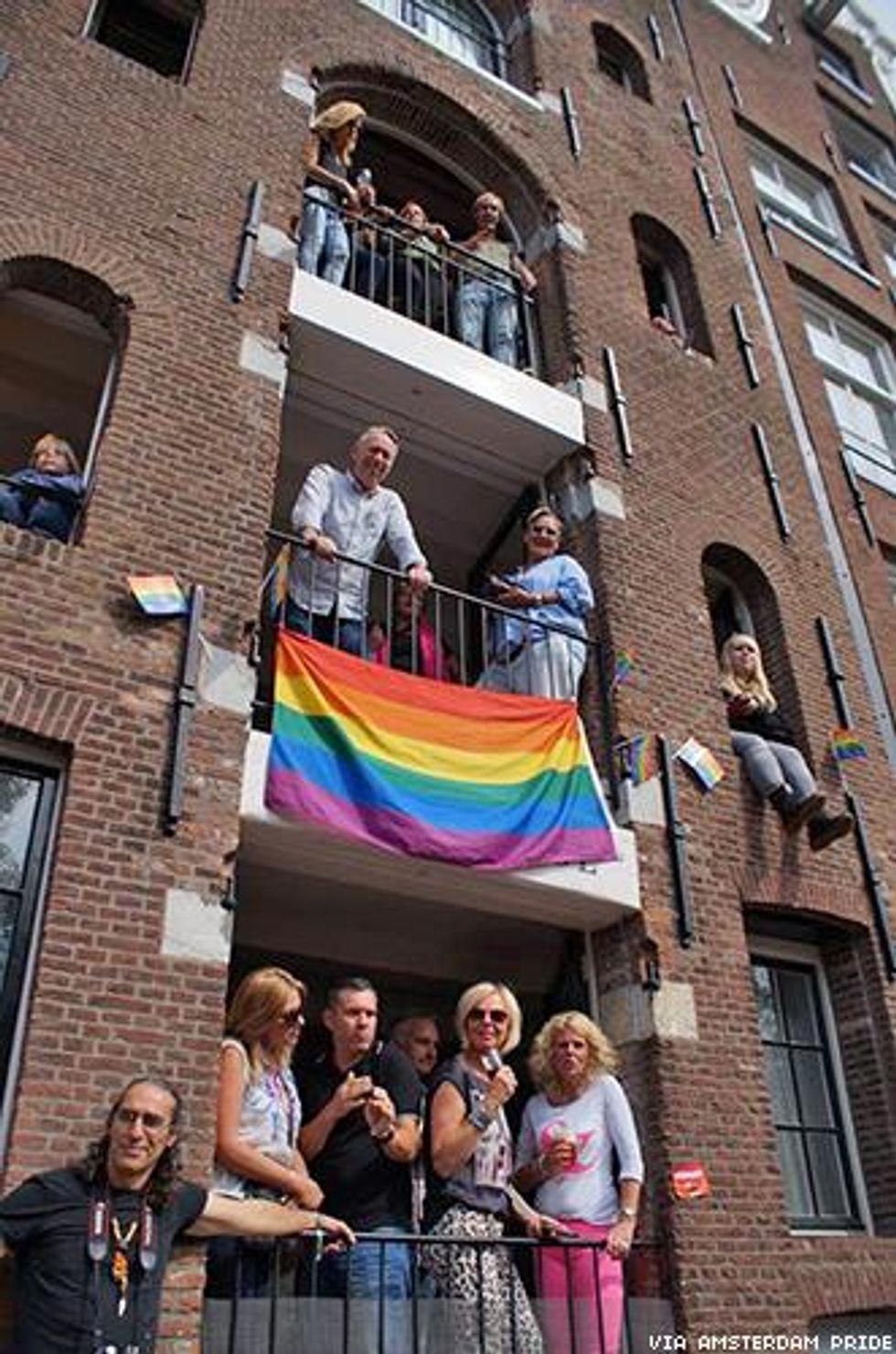 11828604_377088665831725_203610939739617914_n