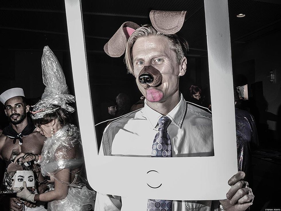 12-halloweenie-stefan-pinto