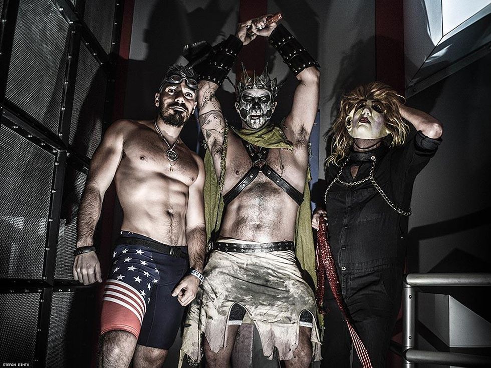 13-halloweenie-stefan-pinto