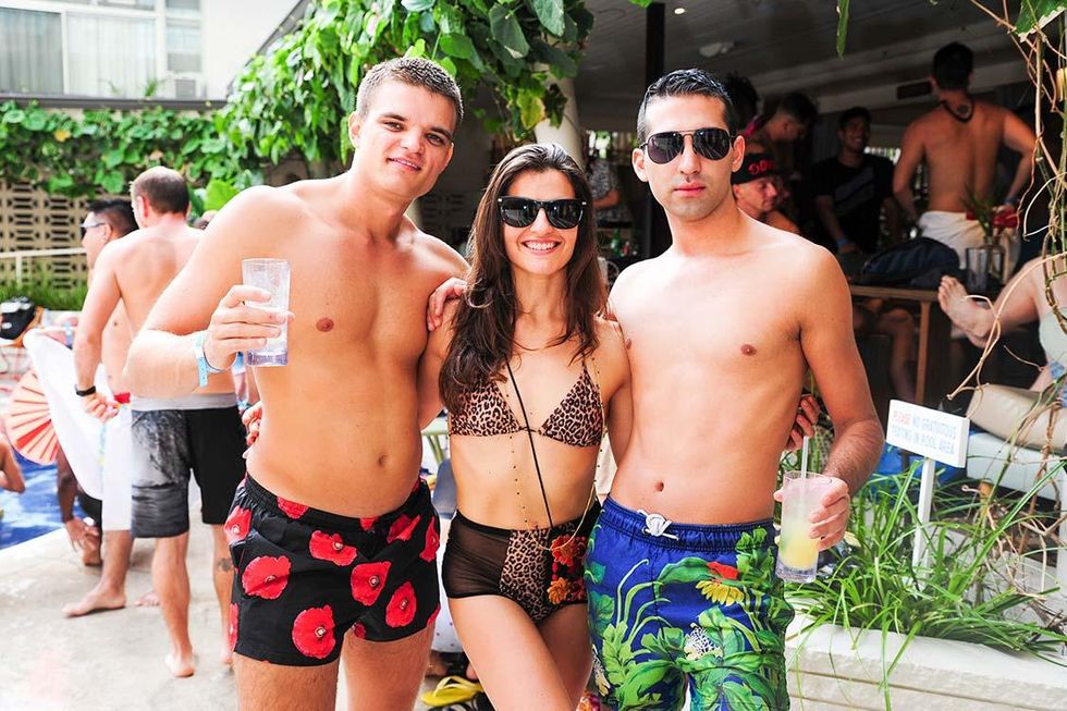 13-hnl_pride-pool_party-kelli_bullock-2017