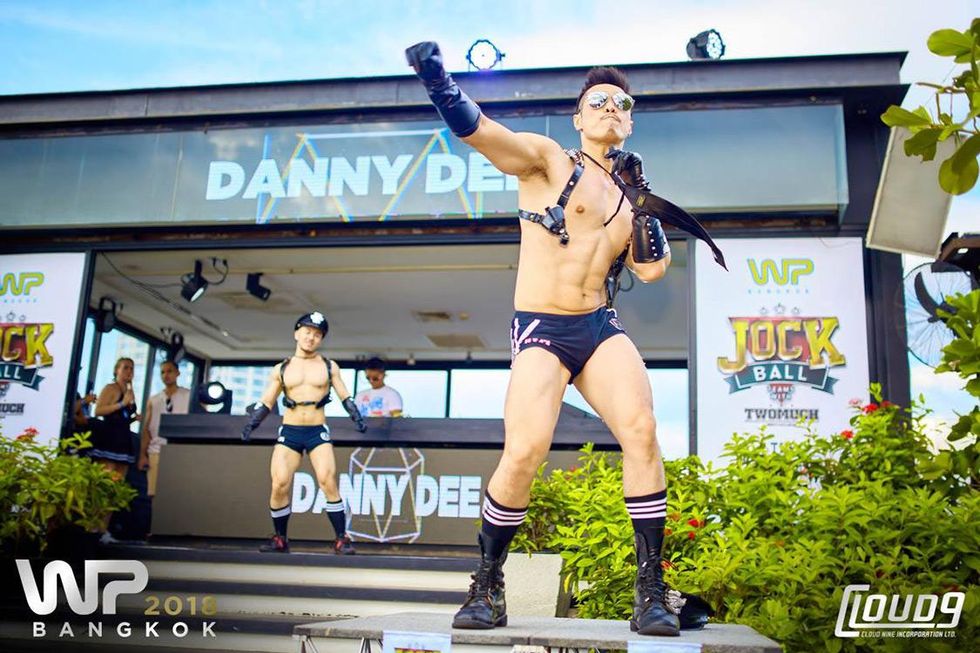 14-bangkok-white-party-courtesy-sept-2018