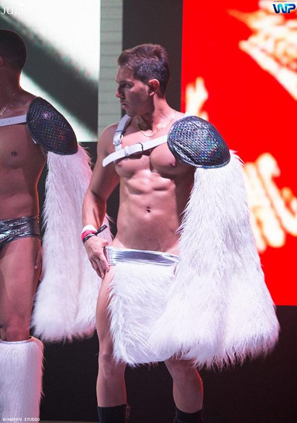 14-lap_23_ghappystudio-372