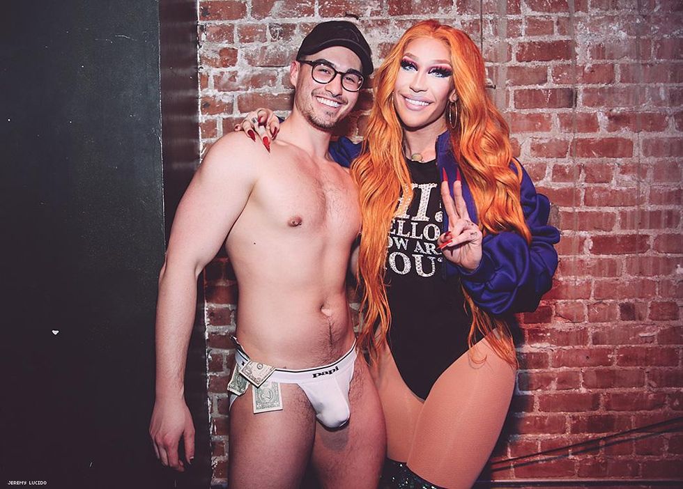 161-past-queen-kong-lucido-various