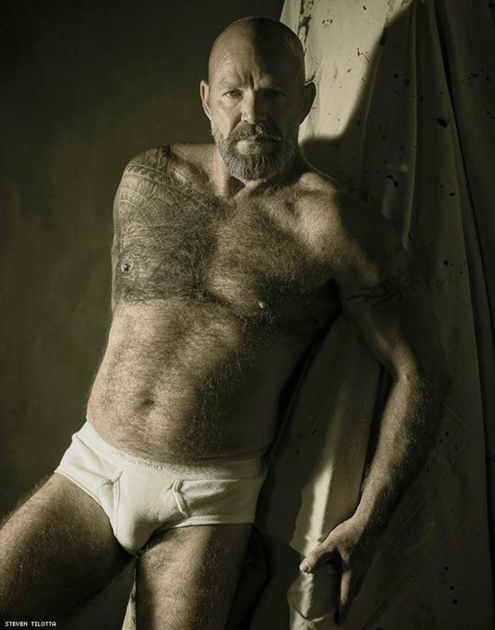 17-calendar-steven-tilotta-2018