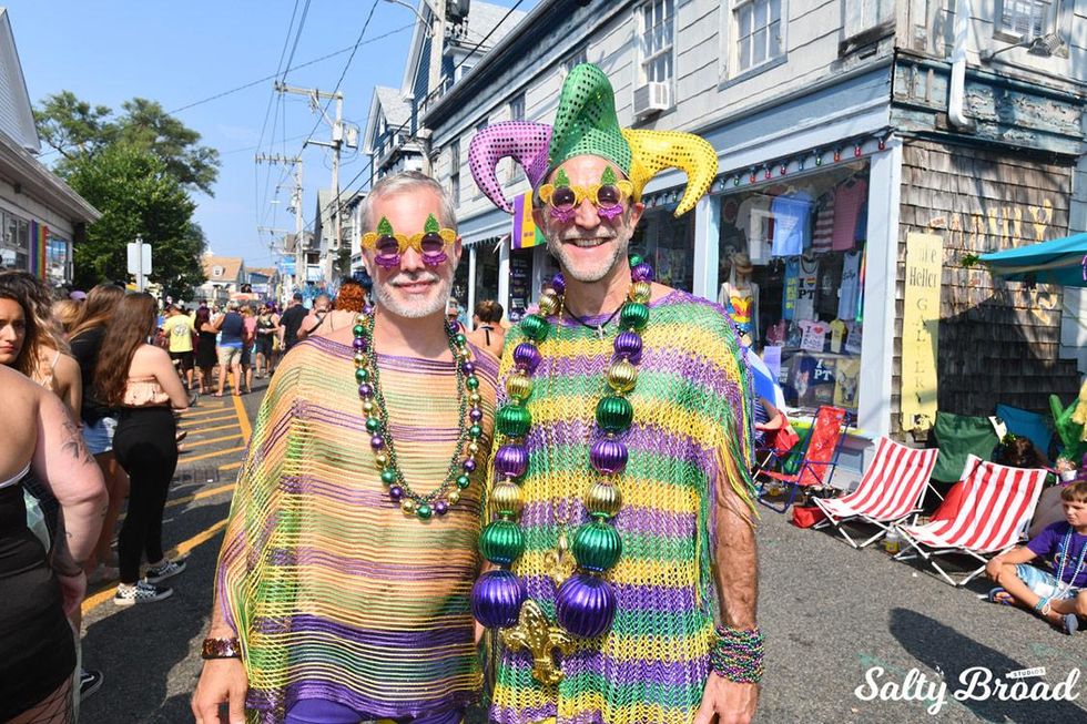 17-carnival_parade_saltybroadstudios-106