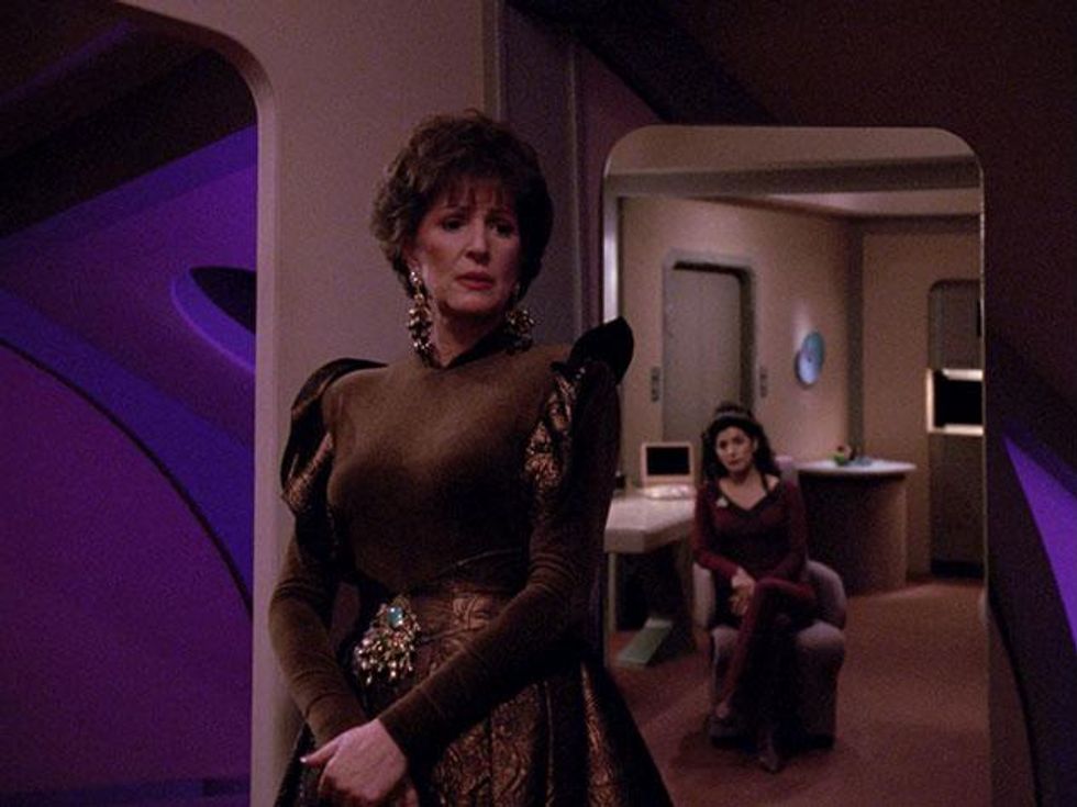 17_lwaxana_troi