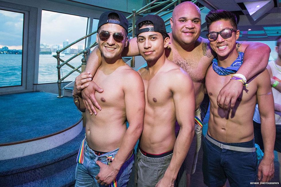17-pride-luvboat-2018