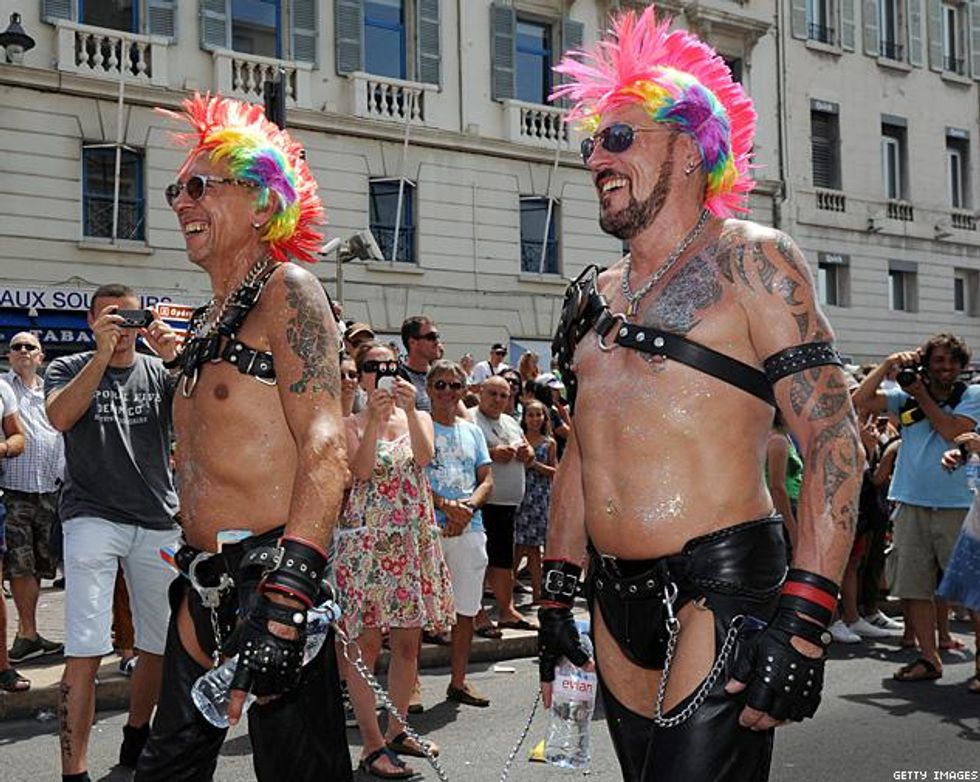 174100323_fauxhawksx633_0