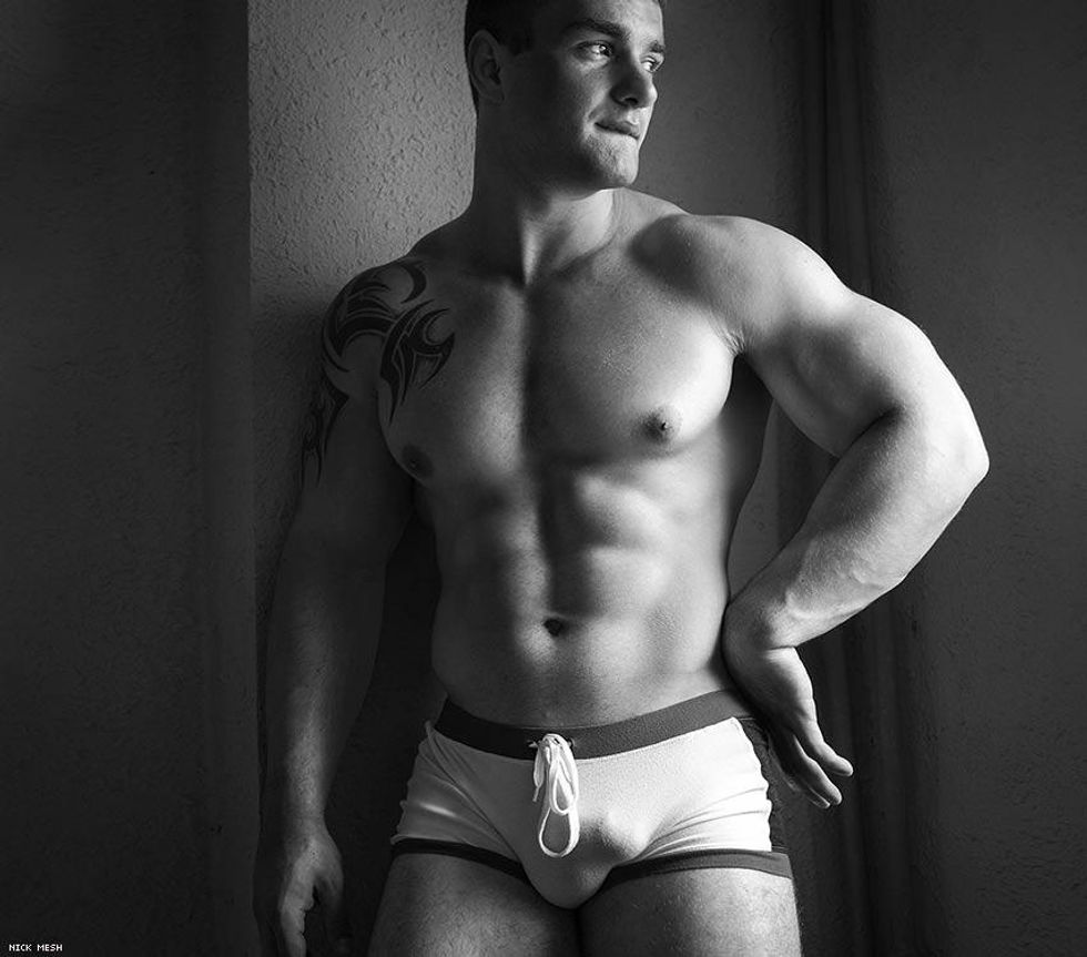 18-nick-mesh-calendars-2017