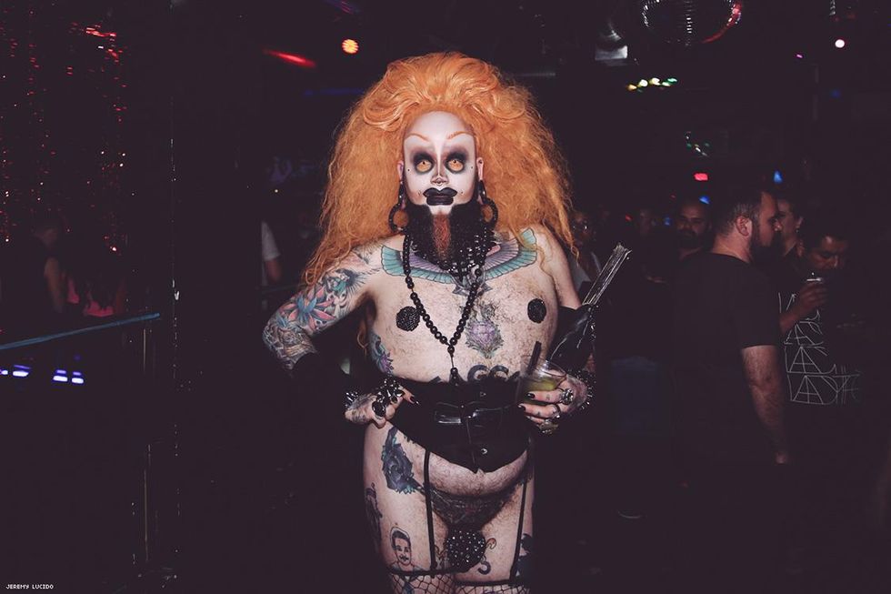 183-past-queen-kong-lucido-various