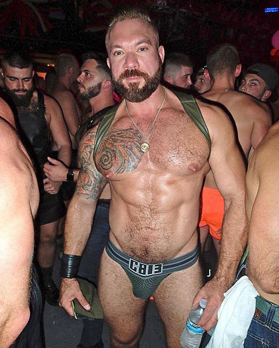 20-folsom-parties-reyes