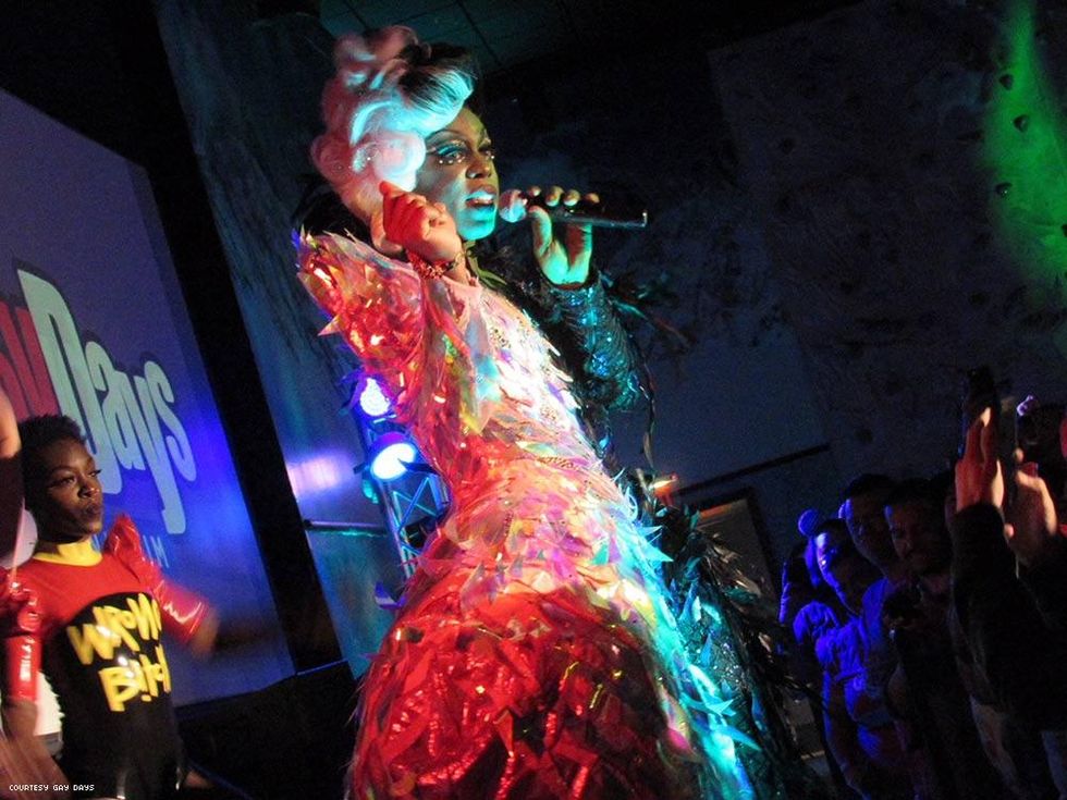 20-gay-days-disney-2017